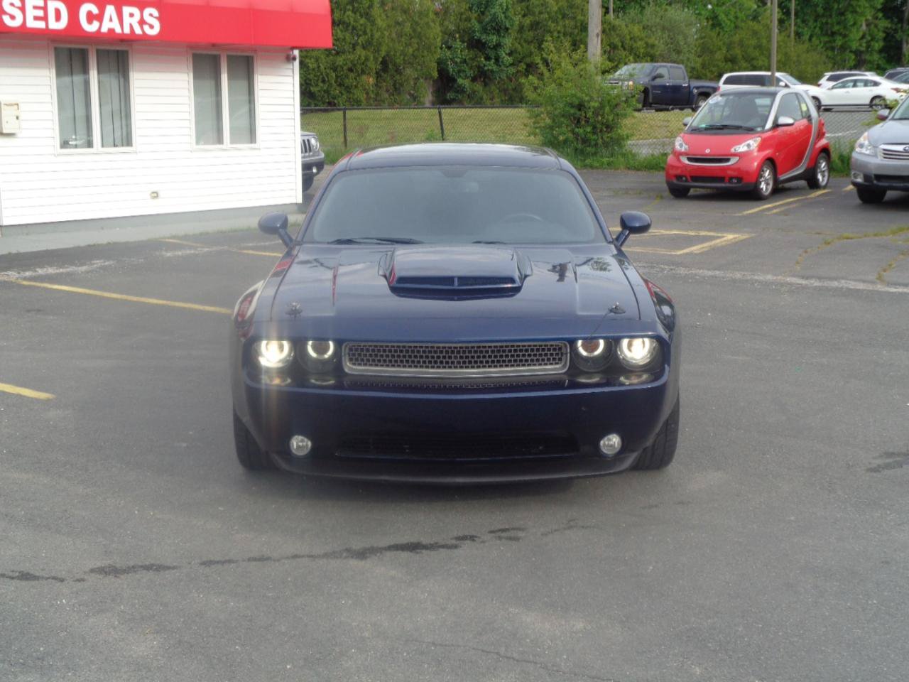 Used 2014 Dodge Challenger R/T RWD image 11