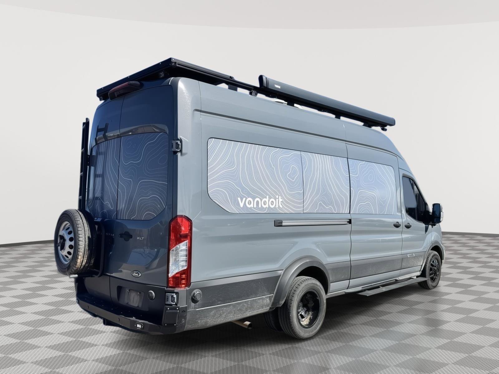 Used 2023 Ford Transit 350 XLT image 2