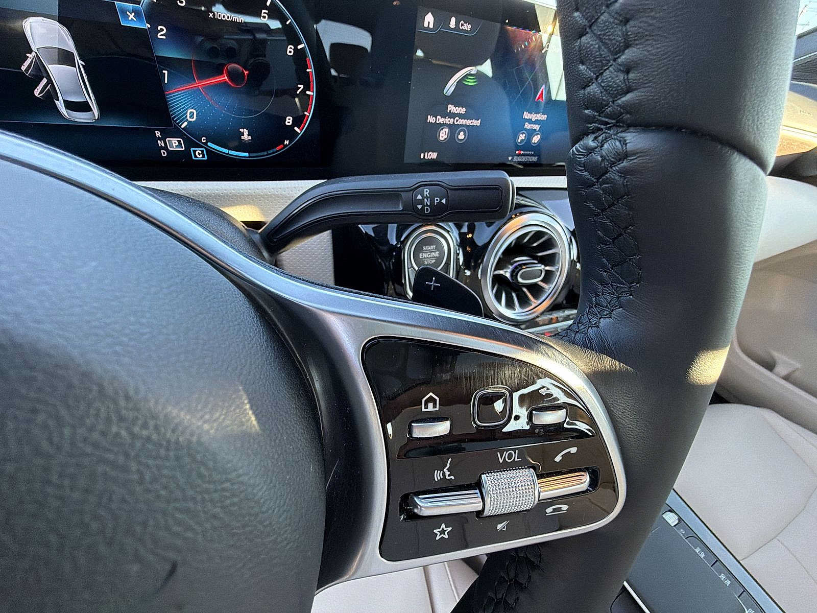 Used 2022 Mercedes-Benz A 220 4MATIC image 25