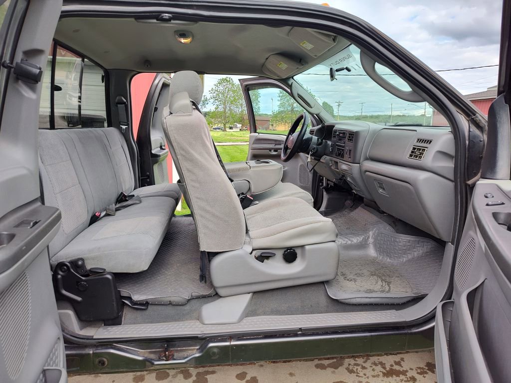 Used 2004 Ford F250 4x4 SuperCab Super Duty image 6