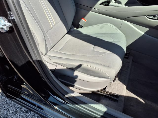 Used 2025 Hyundai Elantra SEL FWD image 83
