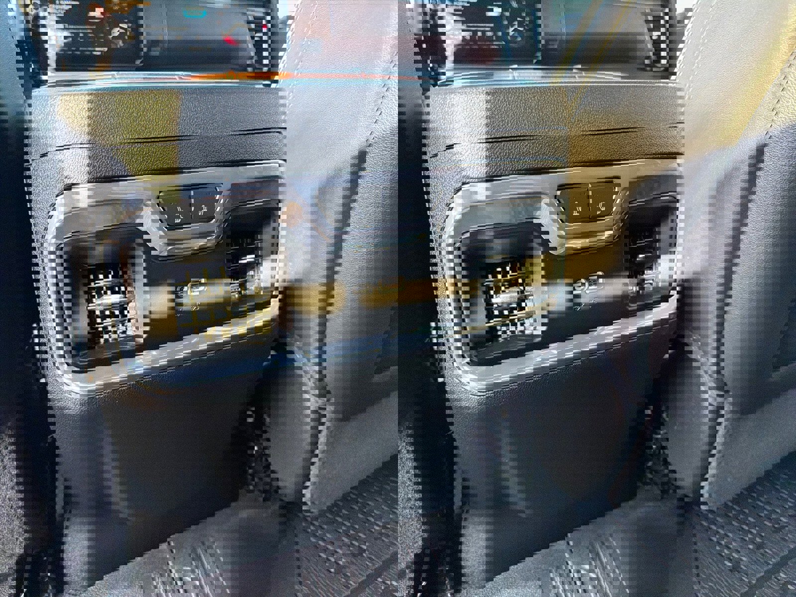 Used 2024 GMC Sierra 2500 Denali Ultimate image 22