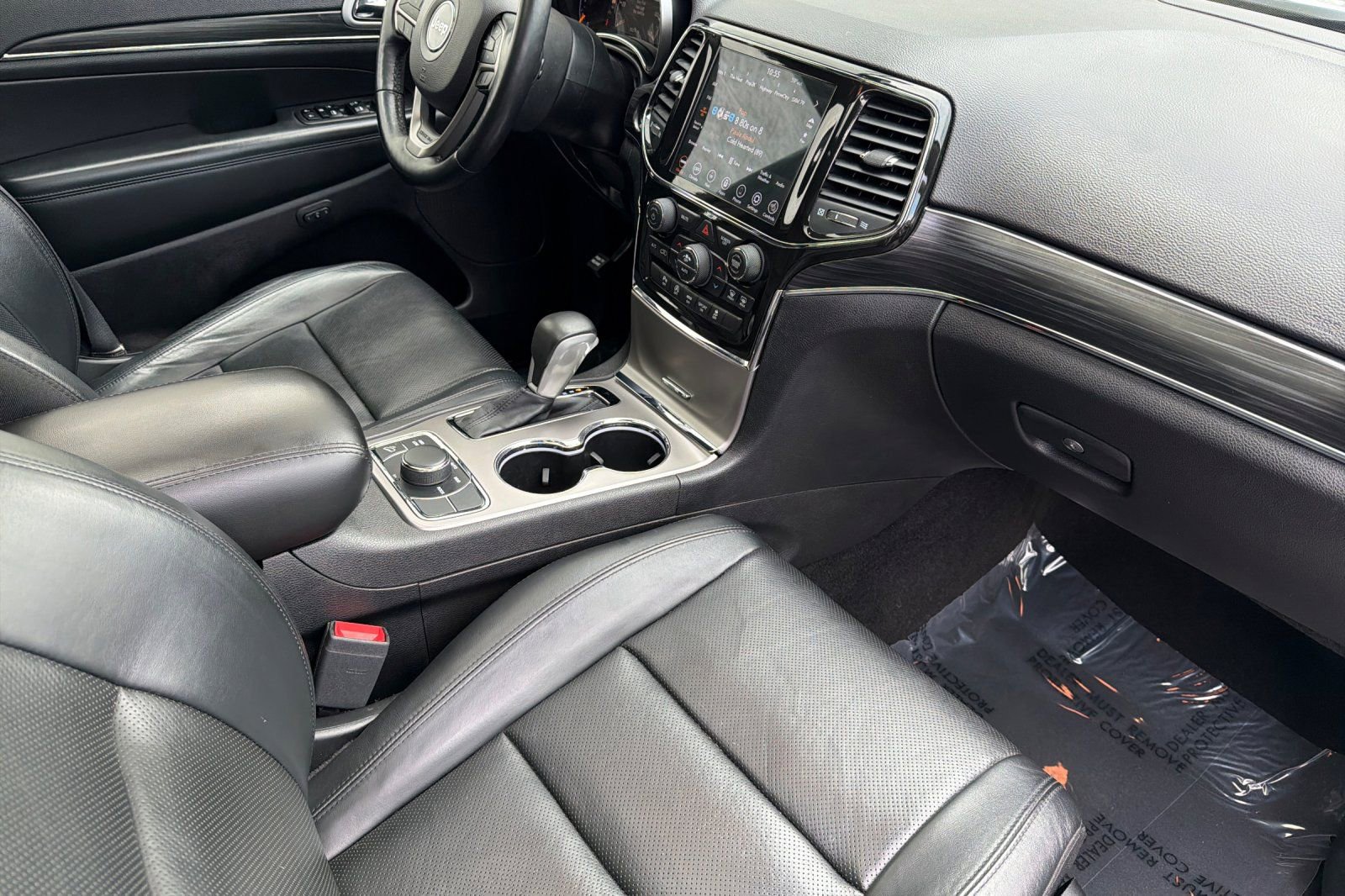 Used 2021 Jeep Grand Cherokee Limited w/ Luxury Group II image 17