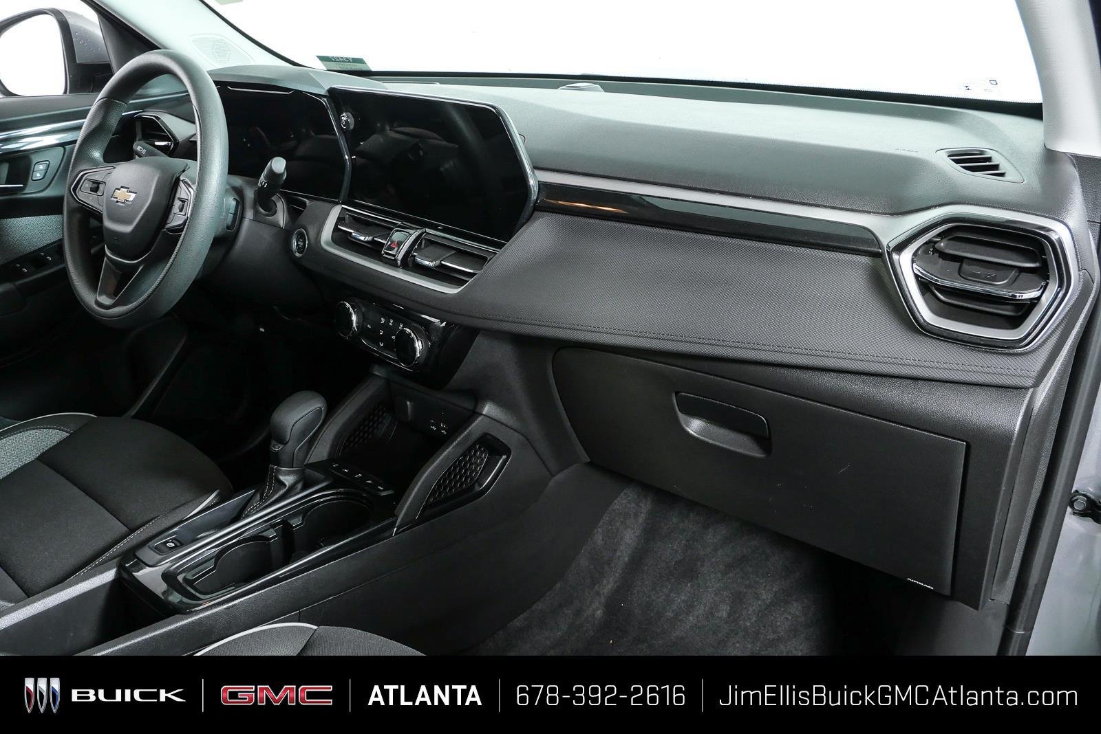 Certified 2025 Chevrolet TrailBlazer LT AWD/4WD image 21