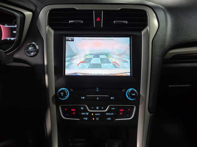 Used 2016 Ford Fusion SE w/ Equipment Group 202A image 26