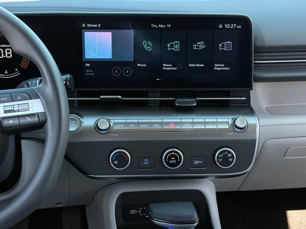Certified 2025 Hyundai Kona SE image 17
