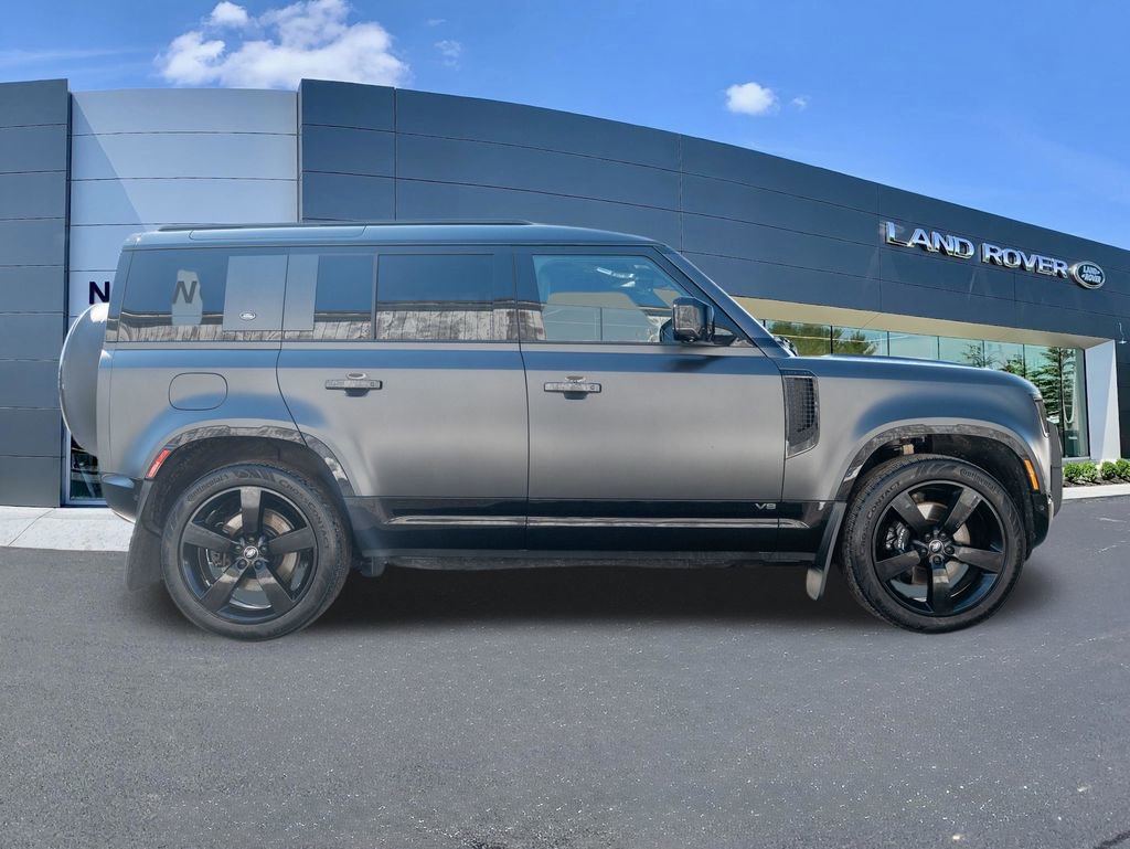 Used 2024 Land Rover Defender 110 Carpathian Edition image 8