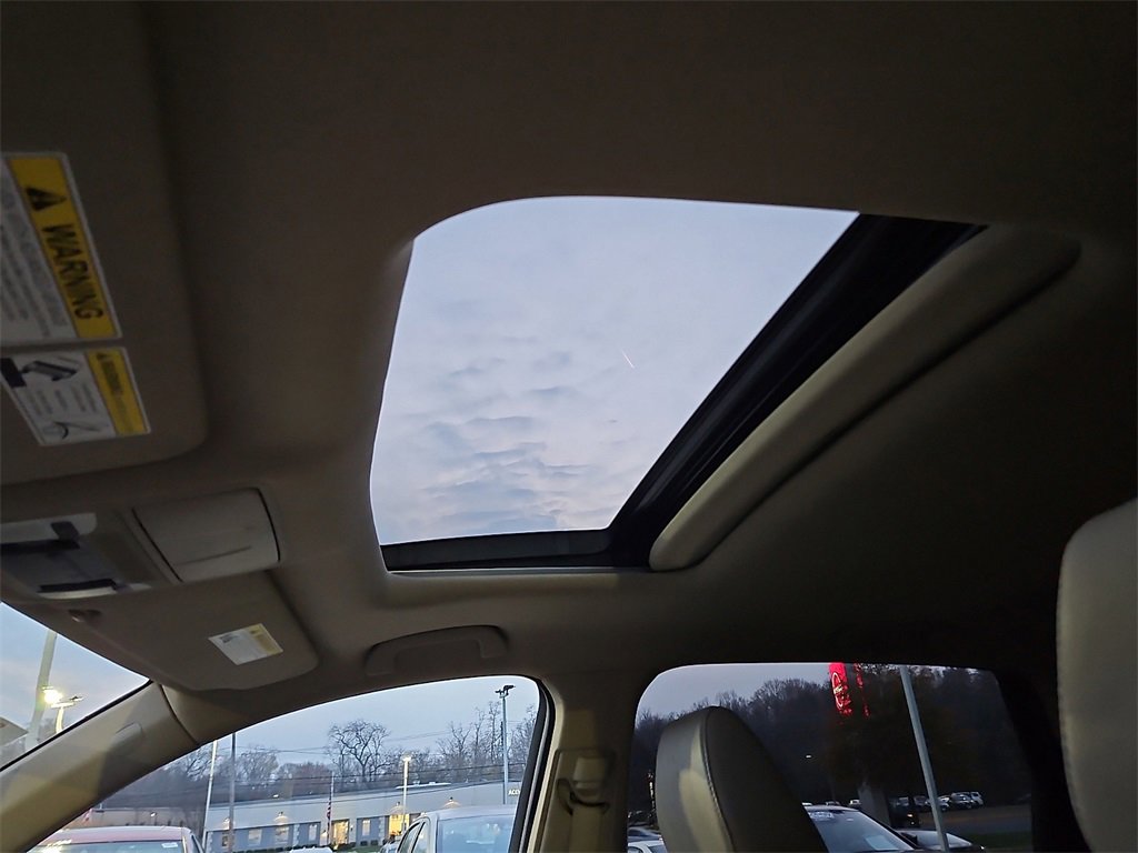 Used 2017 Acura MDX SH-AWD image 17