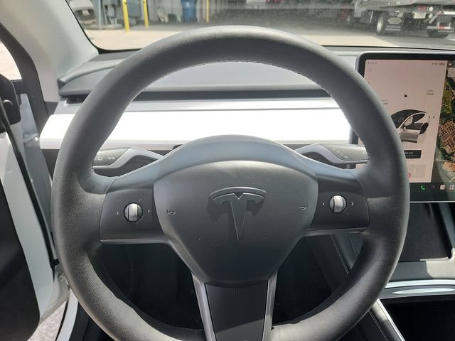 Used 2023 Tesla Model Y Long Range AWD/4WD image 14