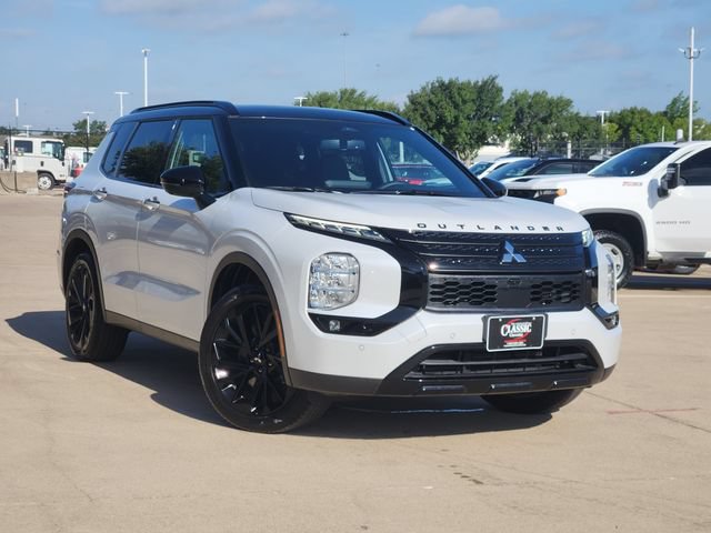 Used 2024 Mitsubishi Outlander SEL FWD image 2