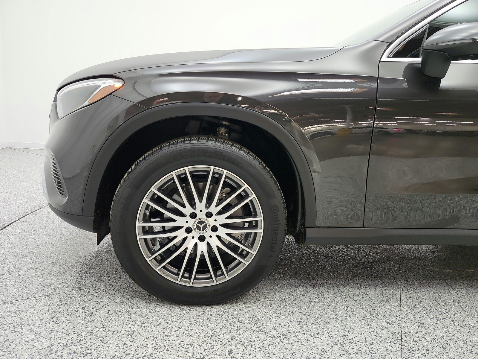 Used 2024 Mercedes-Benz GLC 300 image 21
