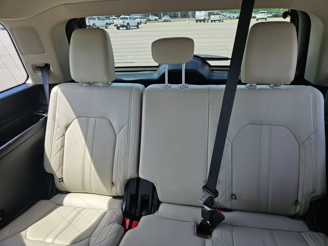 Used 2020 Ford Expedition Platinum RWD image 26