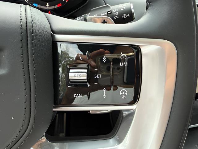 New 2026 Land Rover Range Rover Long Wheelbase Autobiography image 25