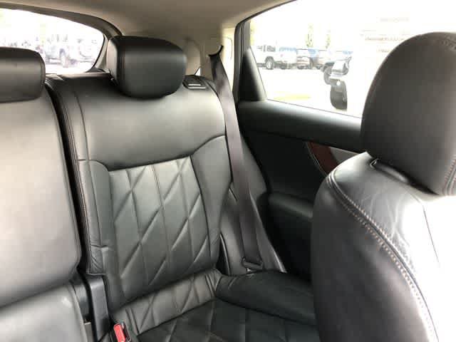 Used 2009 INFINITI FX35 AWD w/ Navigation Pkg image 16