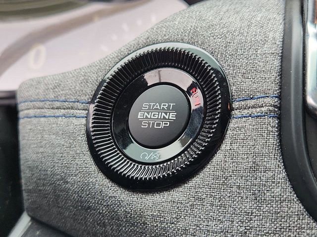 Used 2024 Jeep Compass Sport image 28