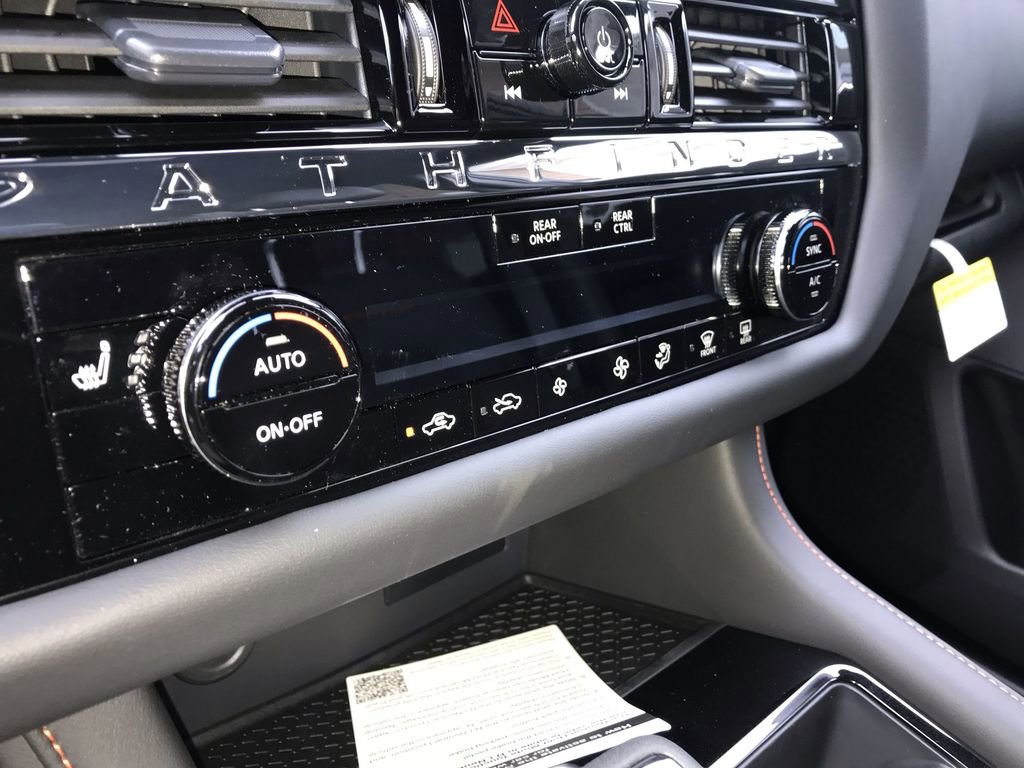 New 2026 Nissan Pathfinder Rock Creek image 18