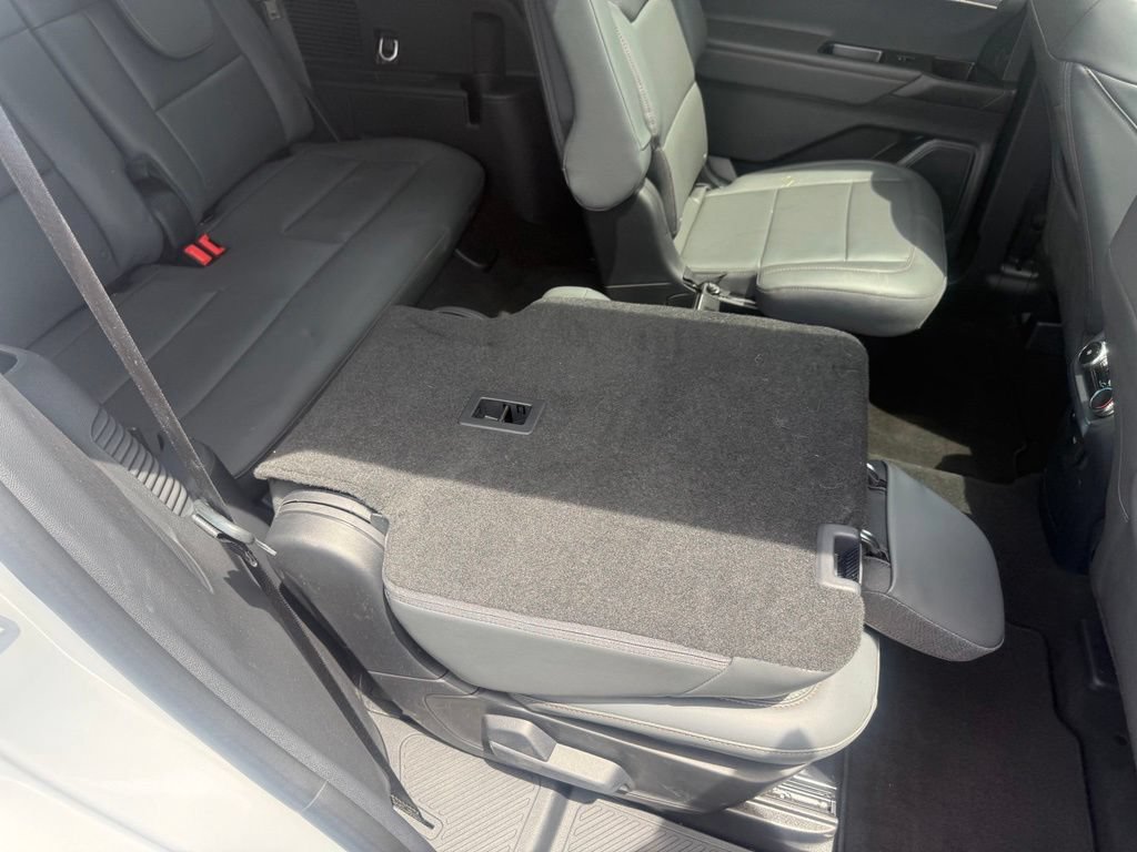 New 2026 Ford Explorer Active w/ Active Comfort Package AWD/4WD image 47