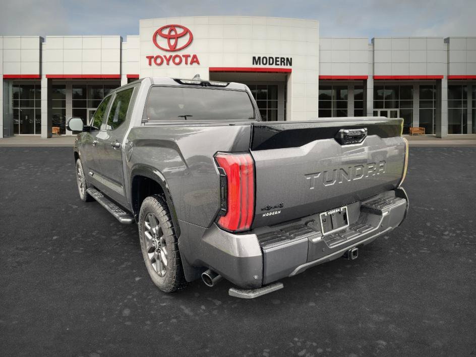 Used 2024 Toyota Tundra Platinum AWD/4WD image 7
