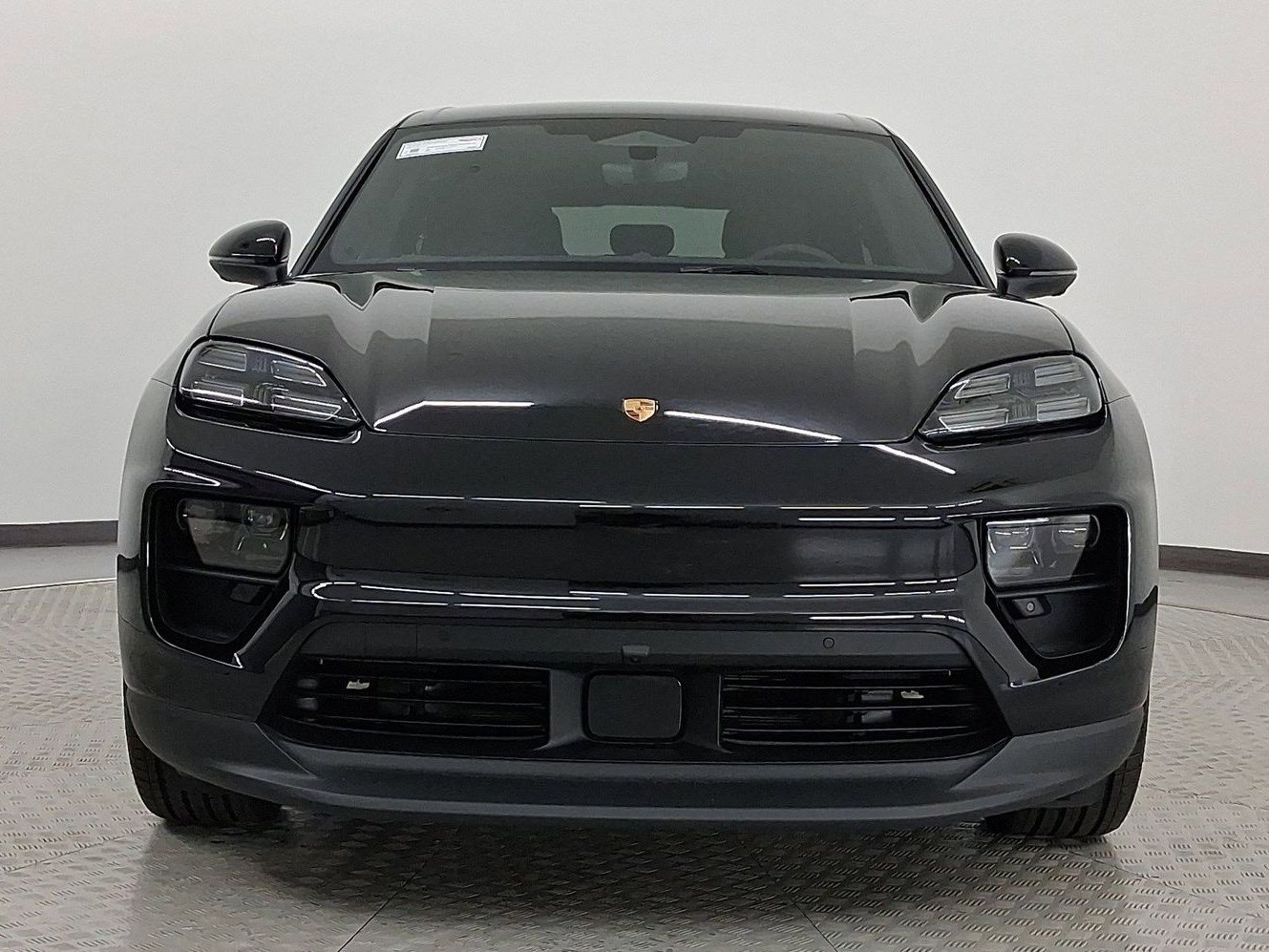 New 2025 Porsche Macan 4S Electric image 6