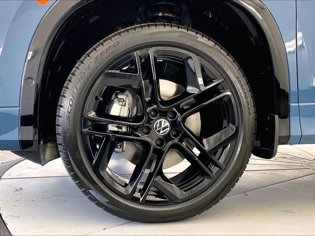New 2026 Volkswagen Tiguan SE R-Line image 12