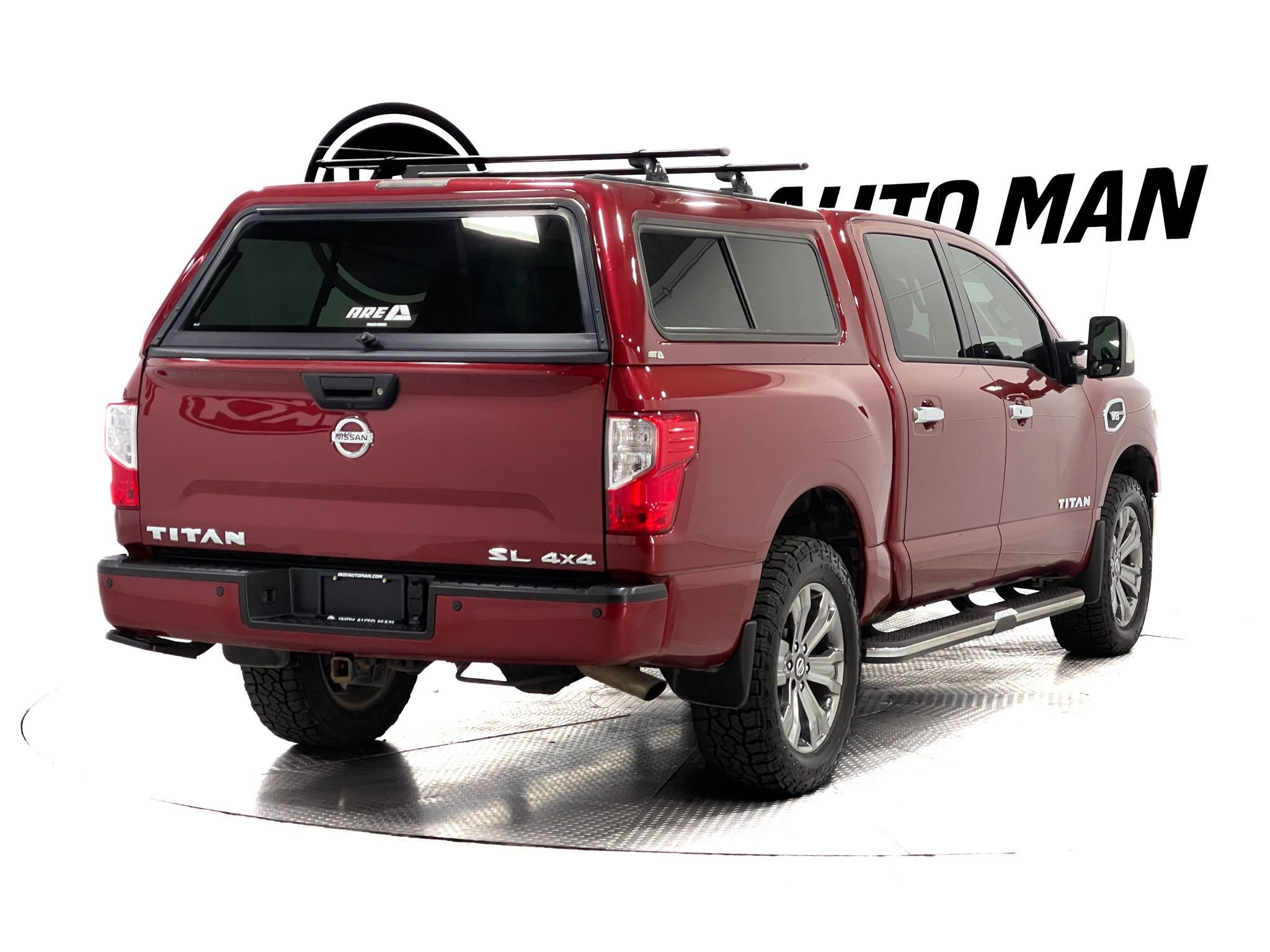 Used 2017 Nissan Titan SL w/ Chrome Package image 4
