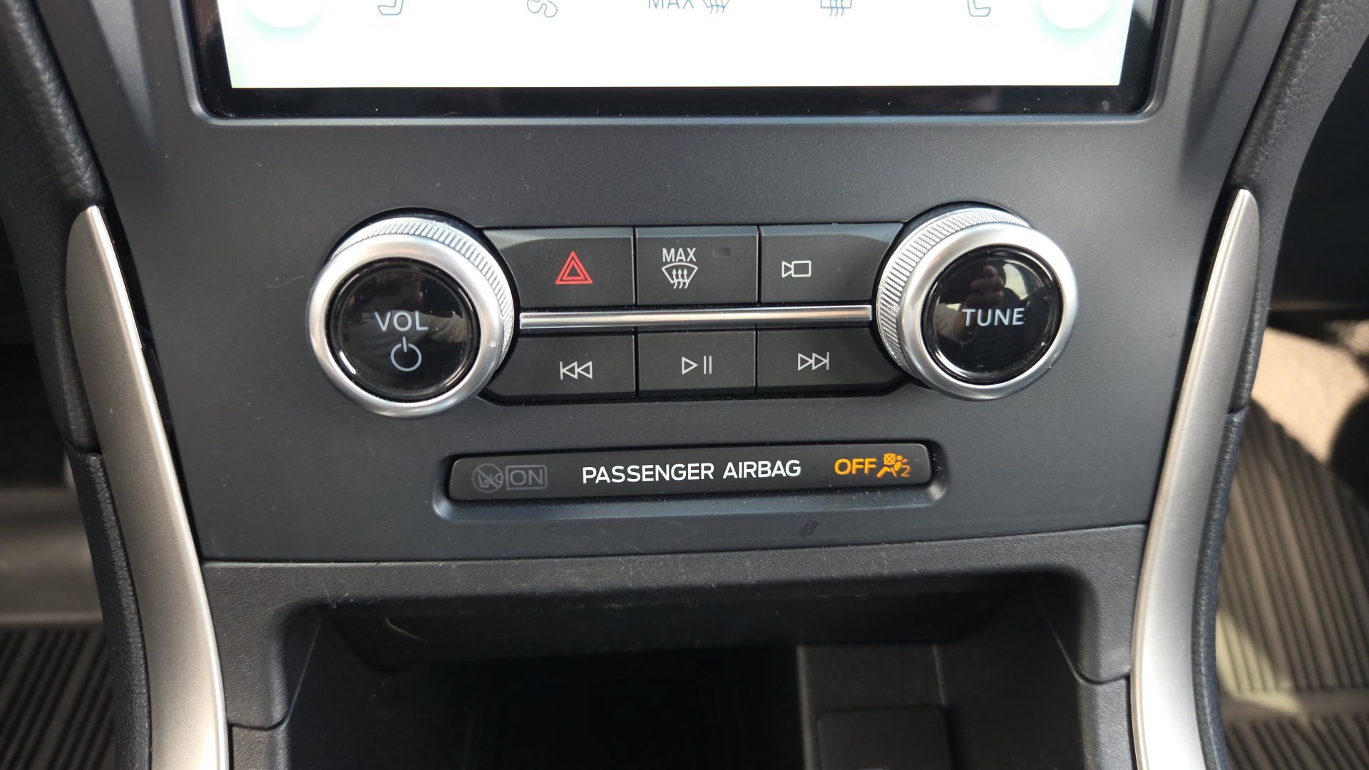 Used 2023 Ford Edge SEL w/ Convenience Package AWD/4WD image 13
