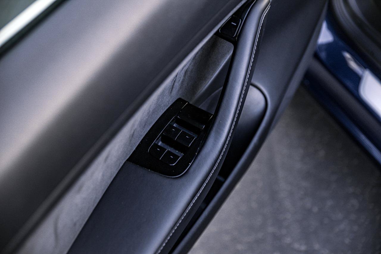 Used 2018 Tesla Model 3 Mid Range RWD image 12