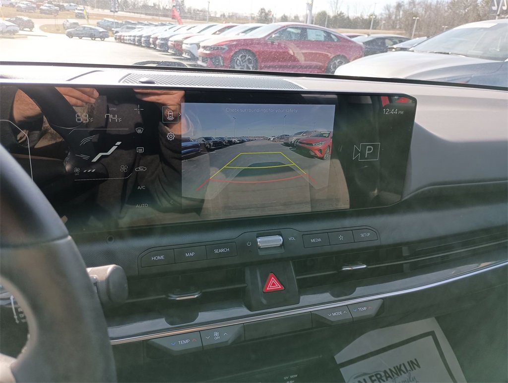 Used 2025 Kia K4 EX image 23