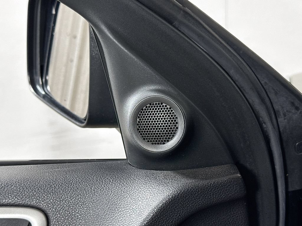 Used 2019 Jeep Grand Cherokee Altitude RWD image 17