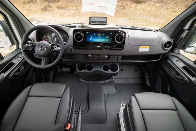 New 2026 Mercedes-Benz Sprinter 2500 image 13