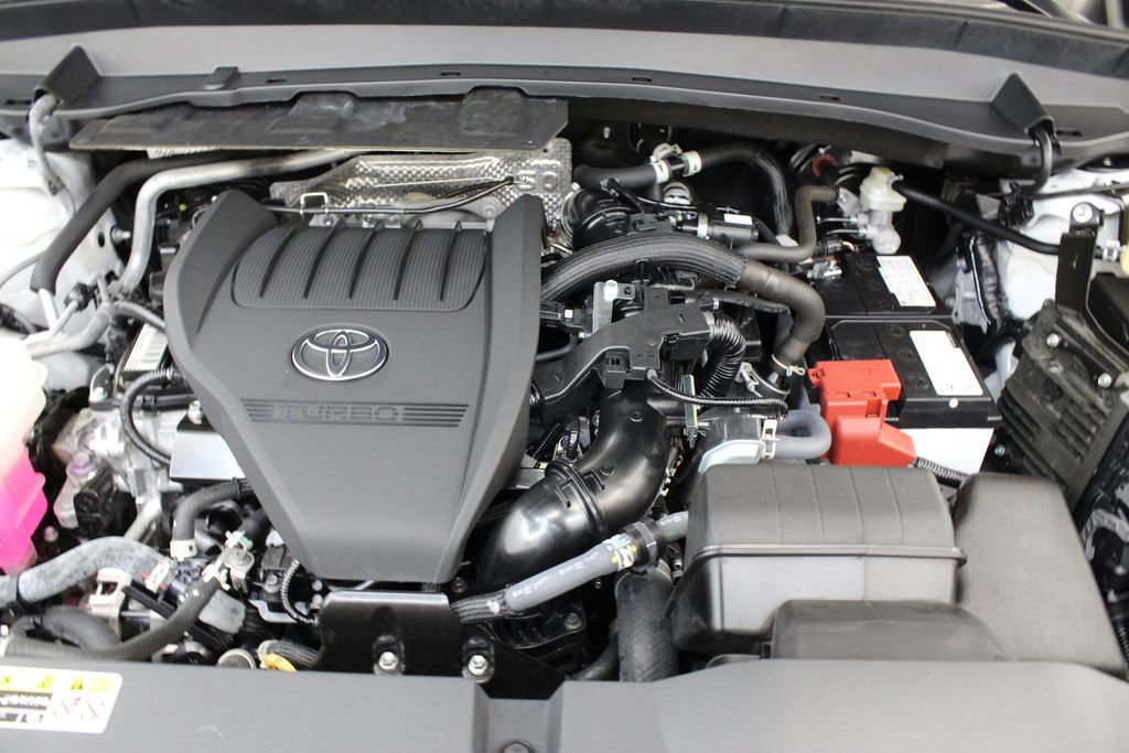 Used 2024 Toyota Grand Highlander Limited image 33