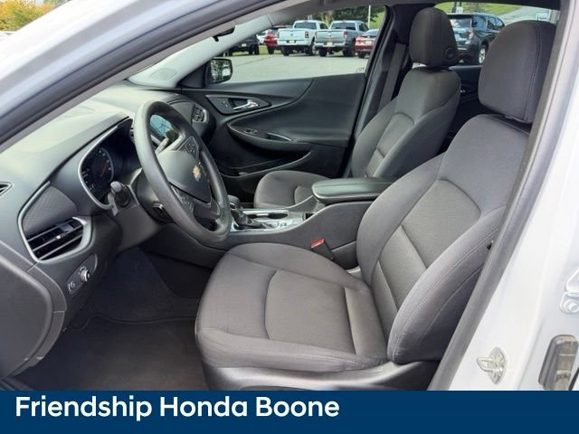 Used 2022 Chevrolet Malibu LT FWD image 15