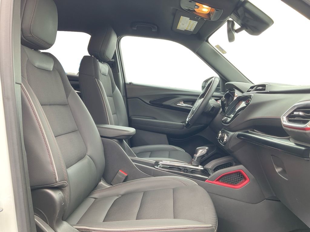 Used 2023 Chevrolet TrailBlazer RS w/ Convenience Package image 24