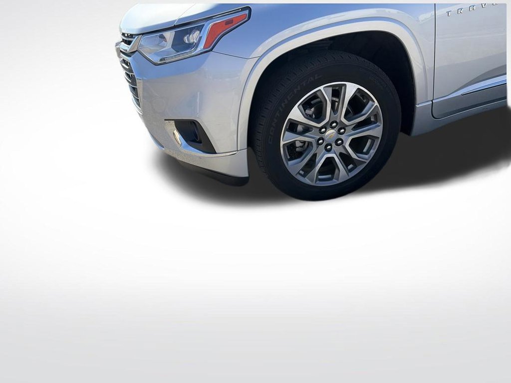 Used 2020 Chevrolet Traverse Premier AWD/4WD image 9