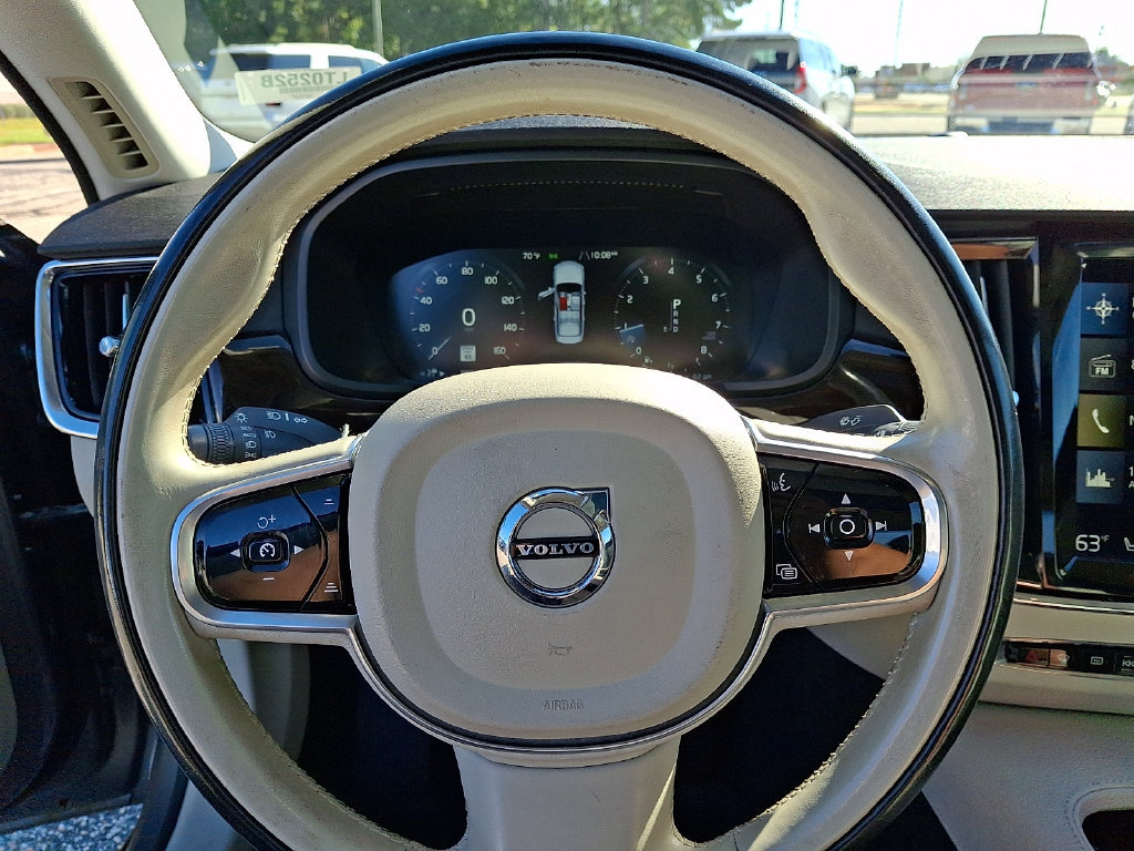 Used 2018 Volvo S90 T6 Momentum AWD/4WD image 17