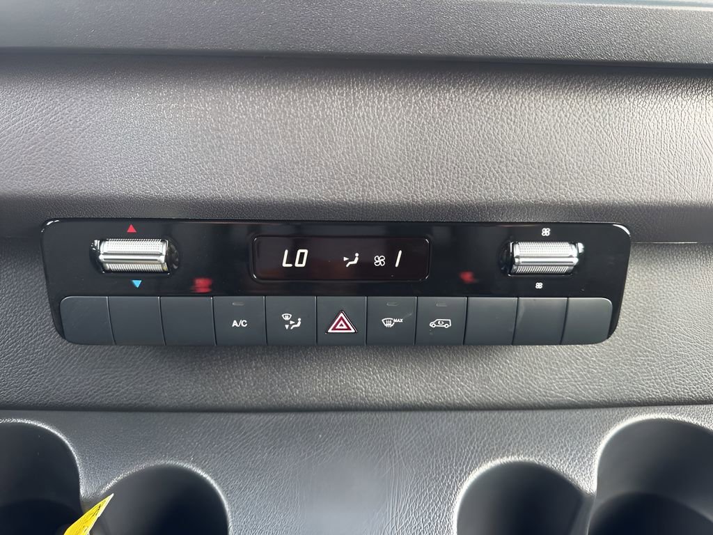 Used 2025 Mercedes-Benz Sprinter 2500 image 15