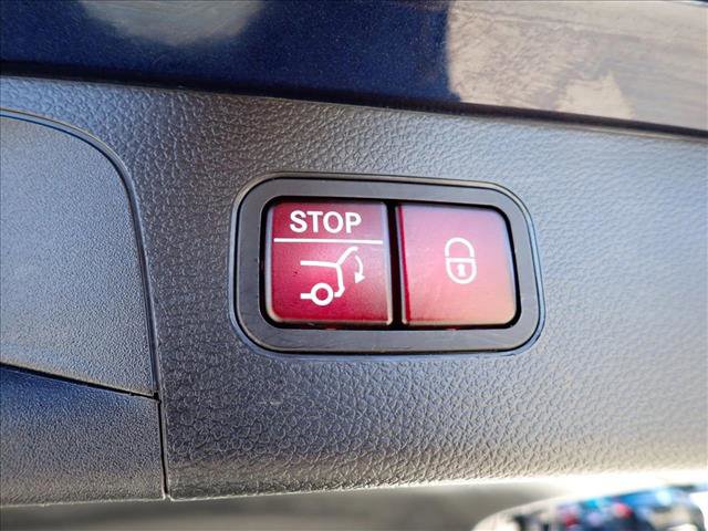 Used 2022 Mercedes-Benz GLC 300 4MATIC image 9