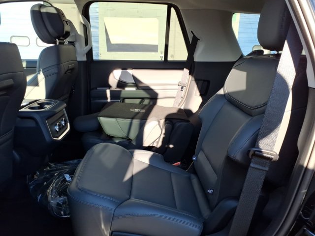 New 2027 Ford Expedition Active AWD/4WD image 12