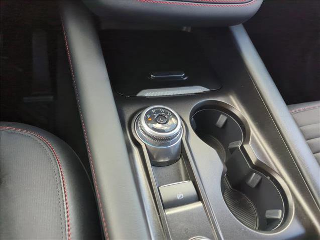 Used 2025 Ford Explorer ST-Line w/ Premium Package image 7