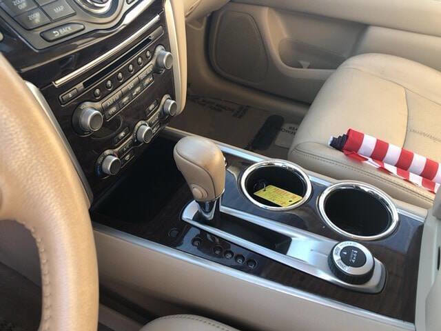 Used 2013 Nissan Pathfinder Platinum w/ Platinum Premium Pkg image 14