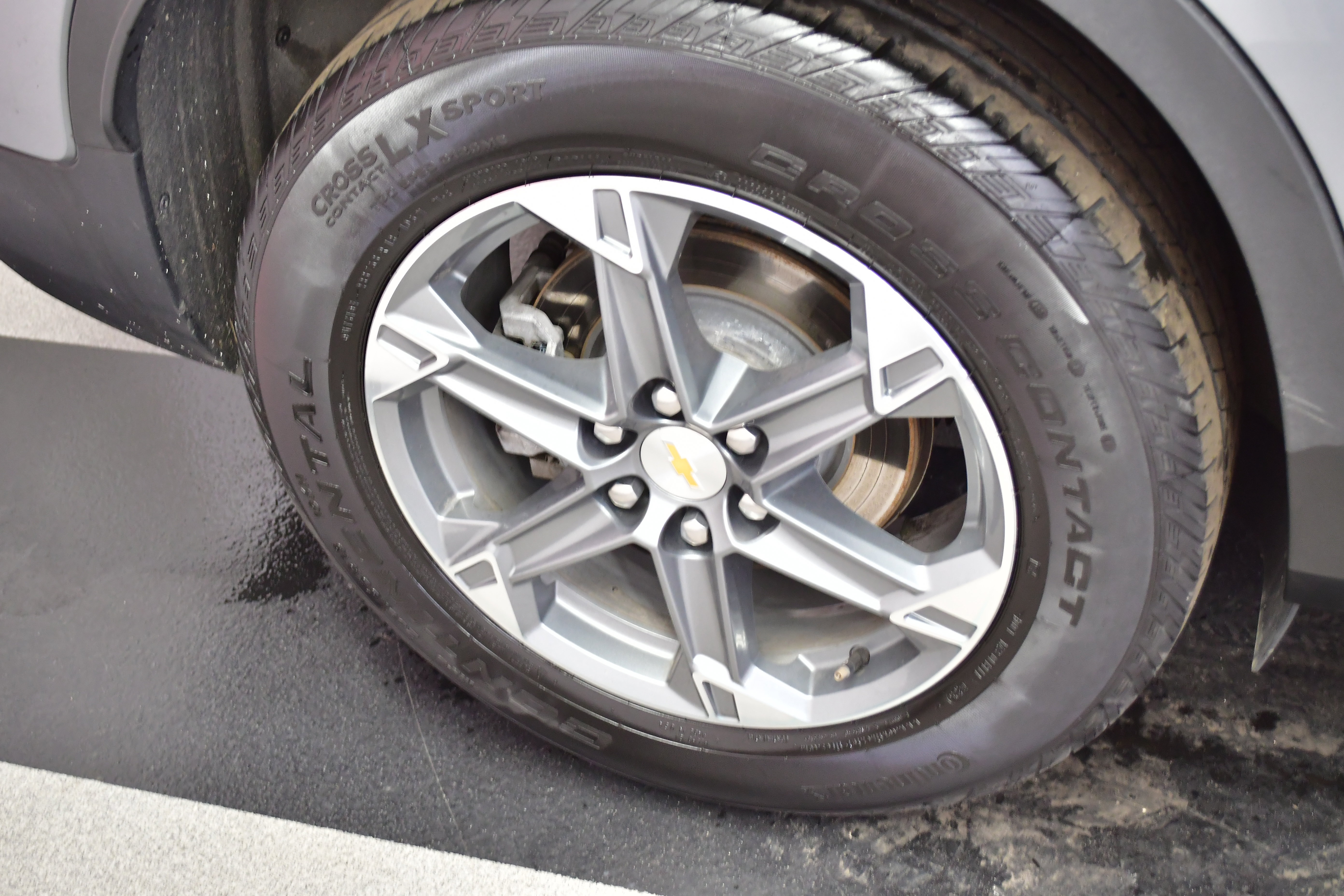 Used 2025 Chevrolet Blazer LT FWD image 37