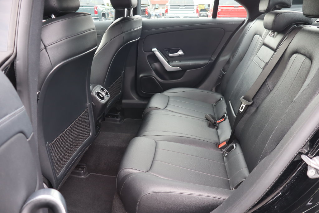 Used 2021 Mercedes-Benz CLA 250 4MATIC image 22