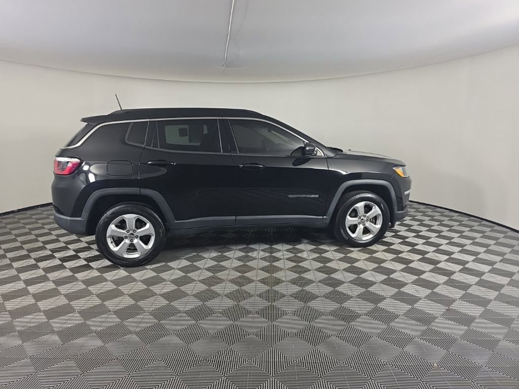 Used 2020 Jeep Compass Latitude AWD/4WD image 6