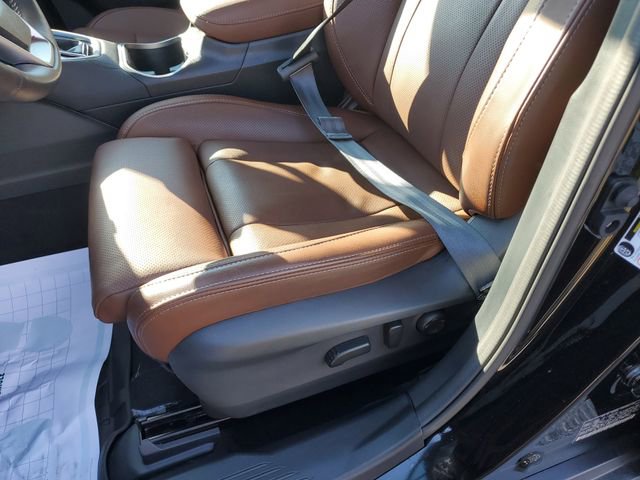 Certified 2025 Subaru Outback Touring w/ Popular Package #2 image 22