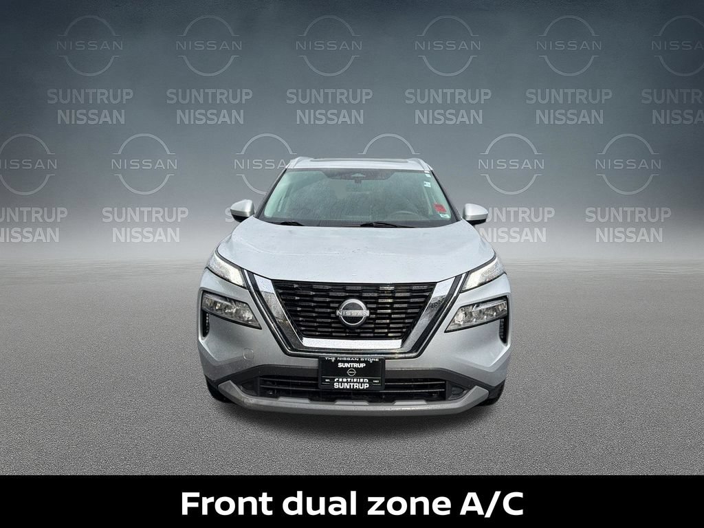 Certified 2023 Nissan Rogue SV w/ SV Premium B Package FWD image 10