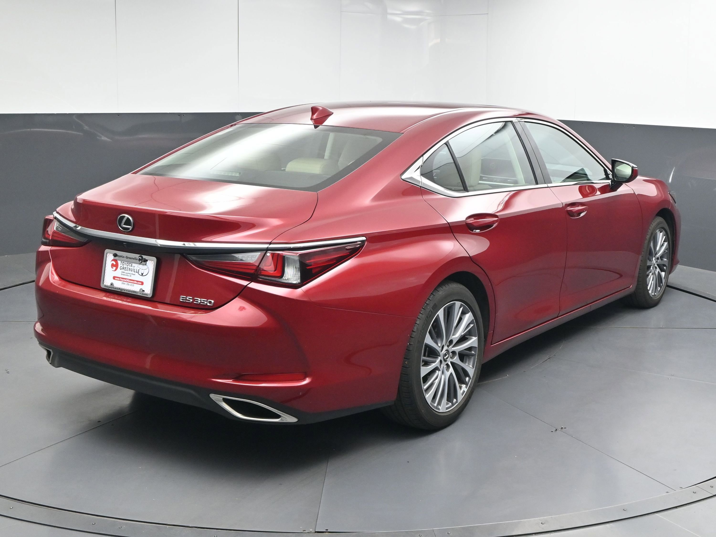 Used 2019 Lexus ES 350 image 8