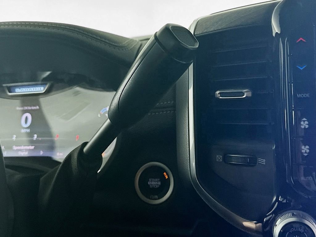 New 2025 RAM 3500 Laramie AWD/4WD image 12