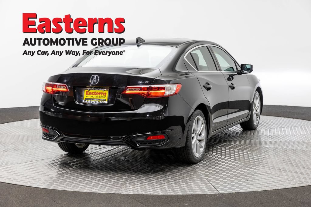 Used 2018 Acura ILX FWD image 5