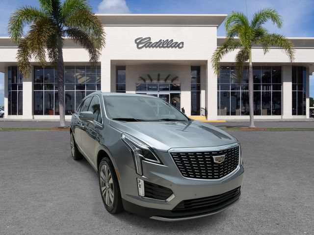 Certified 2023 Cadillac XT5 Premium Luxury w/ LPO, Floor Liner Package FWD image 3