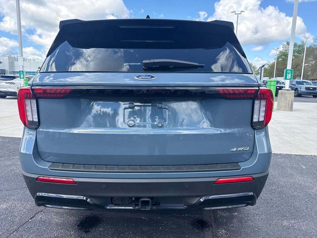 Used 2025 Ford Explorer ST-Line w/ Premium Package AWD/4WD image 12